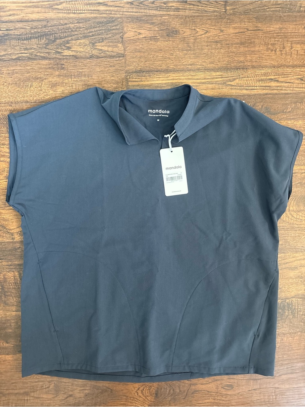 Mandala Scrub Top Mandarin Dolman Top Gray NWT size Medium